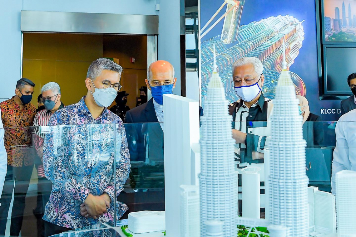 Sesi Lawatan Rasmi Ke PETRONAS